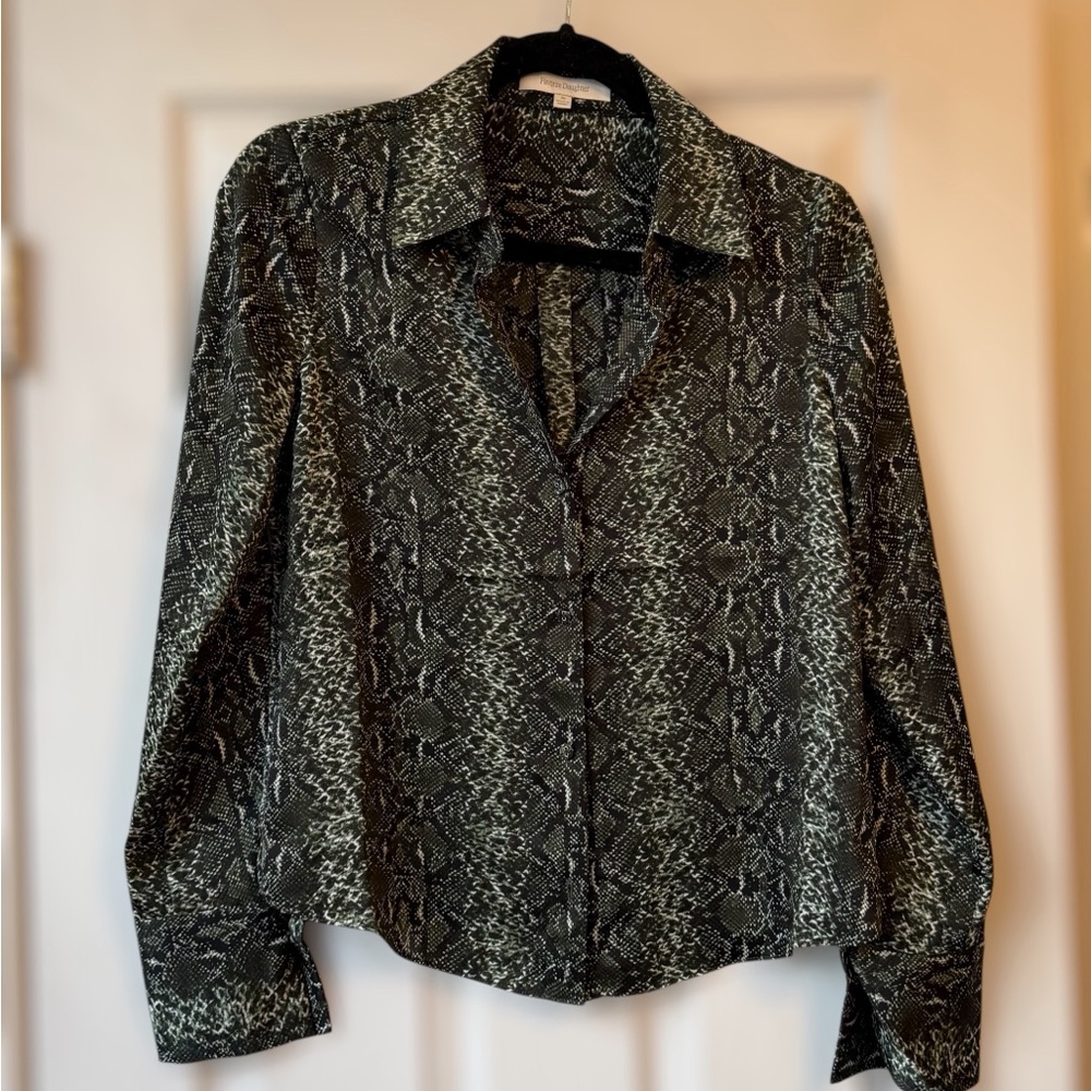 Favorite Daughter Snakeskin Satin Button Down Shirt XS Green Silk Blouse NWOT